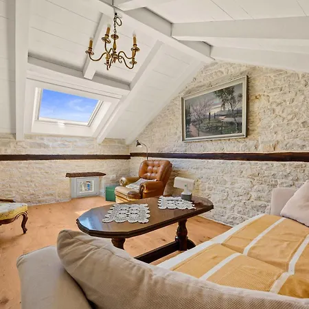 Countryside House Mir With Private Pool
